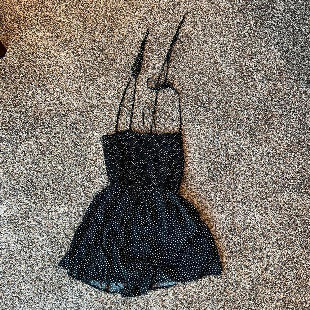 Forever21 black polka dot mini - Picture 7 of 7